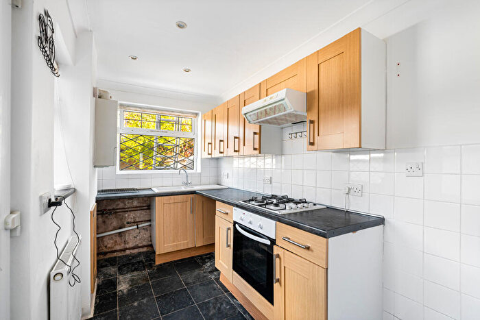 2 Bedroom Terraced House For Sale In Albany Street, Lincoln, Lincolnshire, LN1
