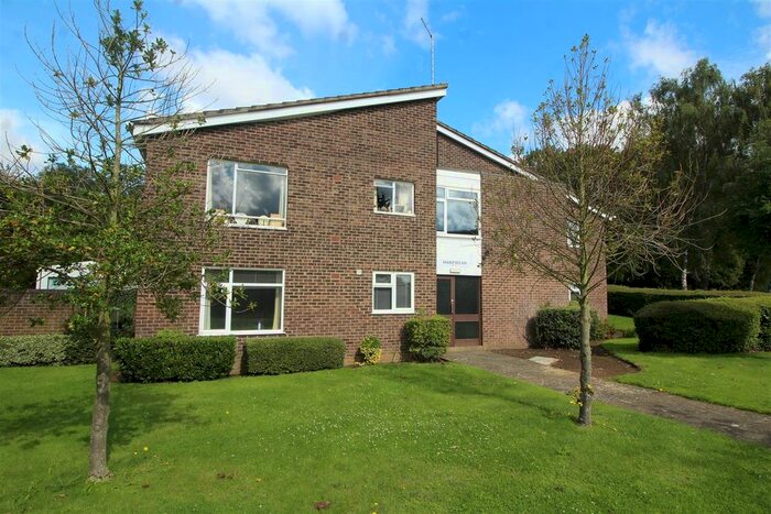 1 Bedroom Flat To Rent In Bradwell Road, Peterborough, PE3