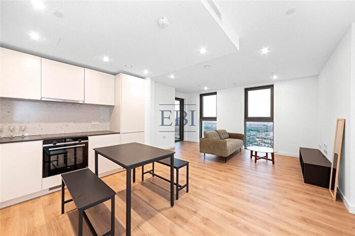 1 Bedroom Apartment For Sale In One Thames Quay, Marsh Wall, London, E14