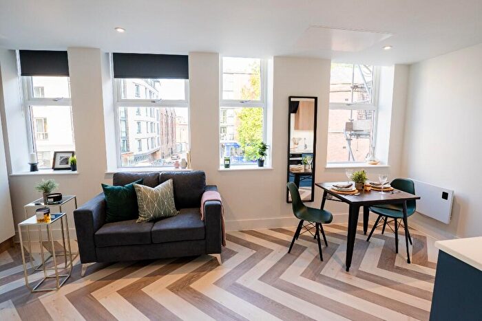 Apartment To Rent In Duke Street, Manchester, Greater Manchester, M3