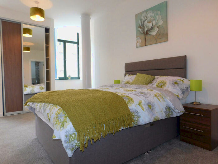 2 Bedroom Apartment To Rent In Manor Row, City Centre, Bradford, BD1