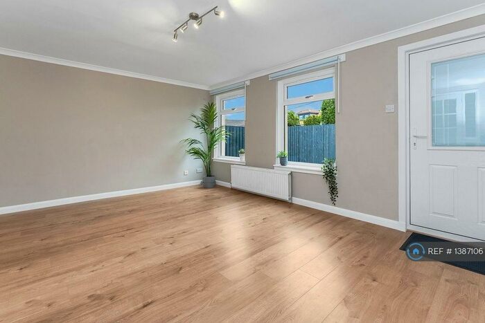 3 Bedroom Terraced House To Rent In Longstone Grove, Edinburgh, EH14