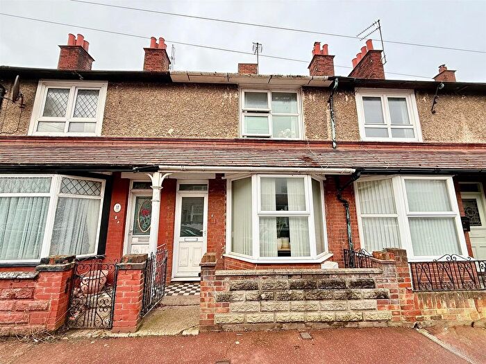 3 Bedroom Terraced House For Sale In Priory Gardens, Great Yarmouth, NR30