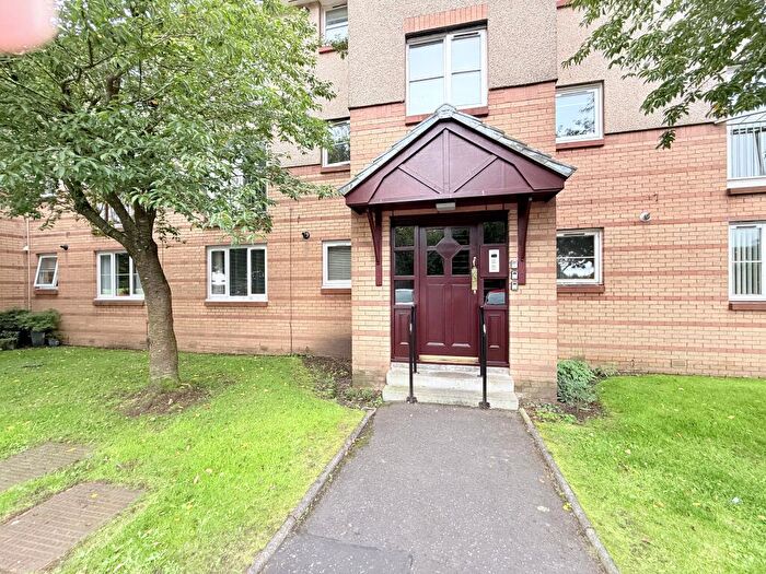 2 Bedroom Flat For Sale In Queens Court, Stenhousemuir, Larbert, FK5