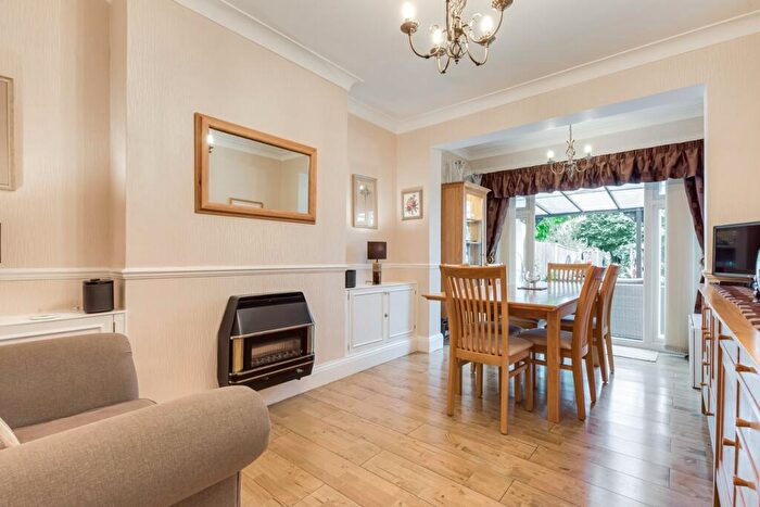 3 Bedroom Semi-Detached House For Sale In Avery Hill Road, London, SE9