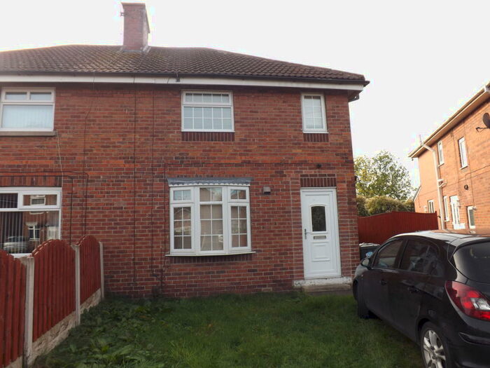 2 Bedroom Semi-Detached House To Rent In Wordsworth Drive, Herringthorpe, Rotherham, S65