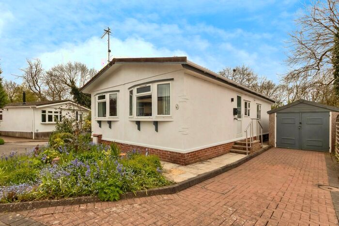 3 Bedroom Bungalow For Sale In Trent Lane, East Bridgford, Nottingham, Nottinghamshire, NG13