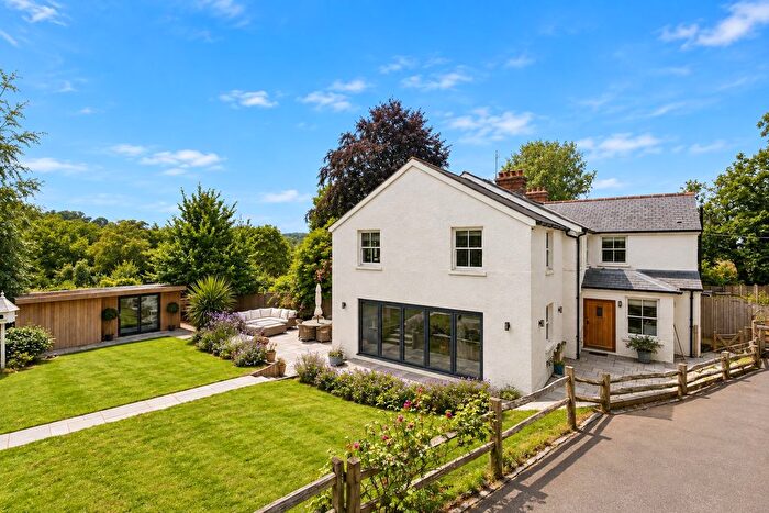 5 Bedroom Property For Sale In Monks Lane, Cousley Wood, TN5