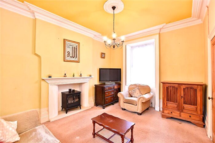 4 Bedroom House For Sale In Fenton Street, Deeplish, Rochdale, Greater Manchester, OL11