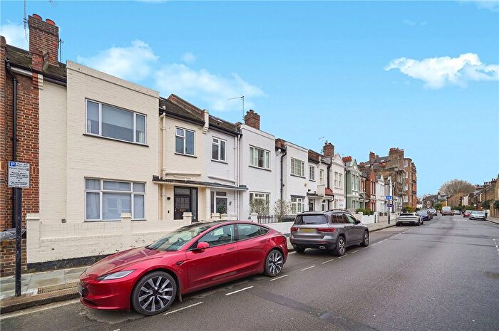 3 Bedroom Terraced House For Sale In Colehill Lane, London, SW6