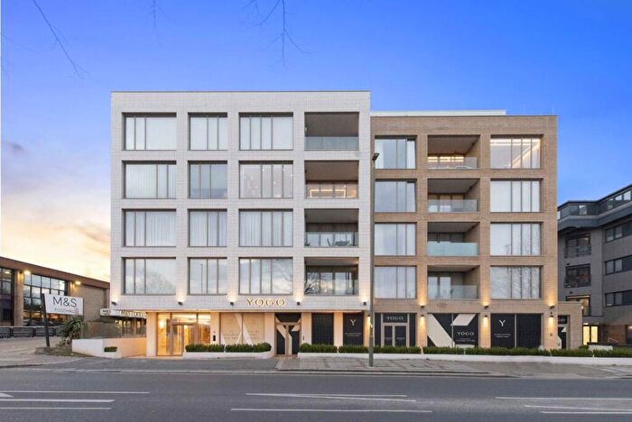 1 Bedroom Flat To Rent In High Road, Whestone, N20