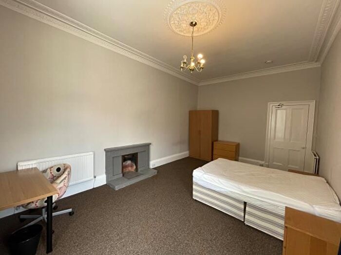 3 Bedroom Flat To Rent In Haymarket Terrace, Edinburgh, EH12