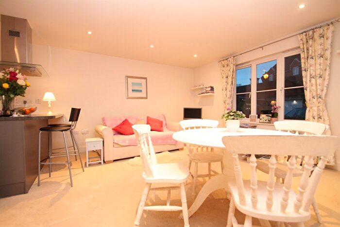 1 Bedroom Flat To Rent In St. Agnes Place, Chichester, West Sussex, PO19