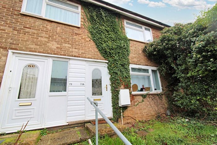 2 Bedroom Maisonette To Rent In Broadwater Crescent, Stevenage, SG2