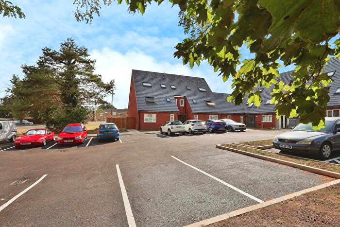 1 Bedroom Flat For Sale In Blyth Close, Stevenage, SG1