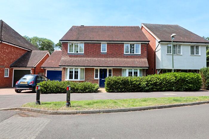 4 Bedroom Detached House For Sale In Sycamore Drive, Burgess Hill, RH15