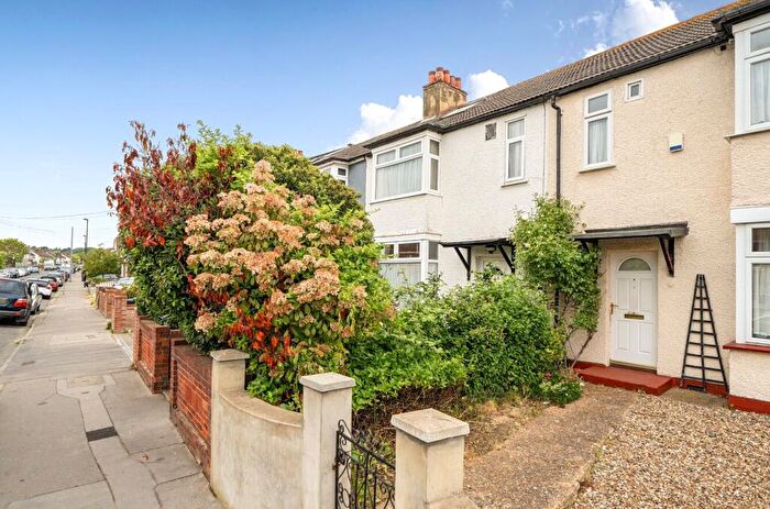 4 Bedroom Terraced House For Sale In Ingram Road, Thornton Heath, CR7
