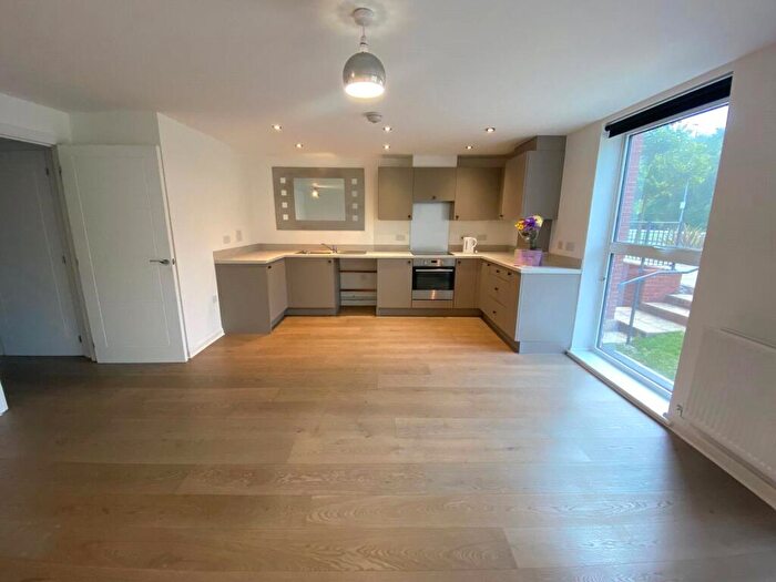 2 Bedroom Flat For Sale In Lett Lane, Castle Hill, Ebbsfleet Valley, Swanscombe, DA10