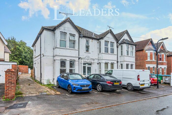 Studio To Rent In Arthur Road, Shirley, Southampton, SO15