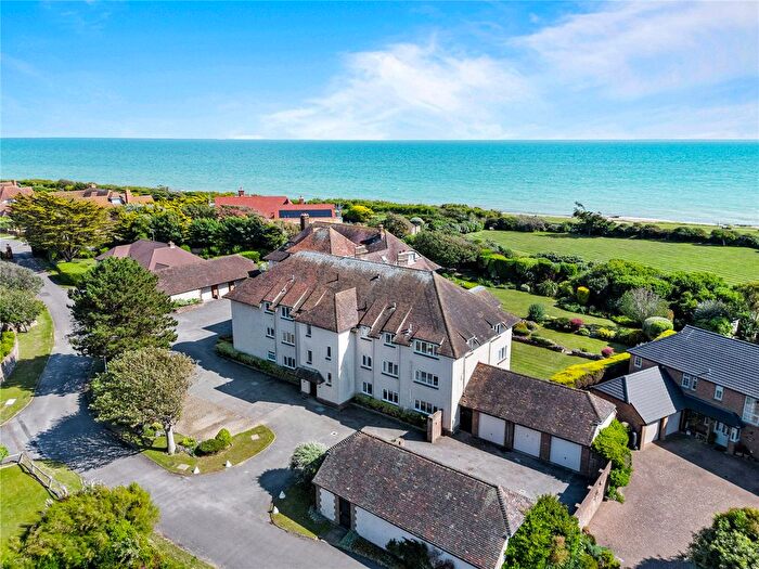 5 Bedroom Flat For Sale In Fosters Close, East Preston, Littlehampton, West Sussex, BN16