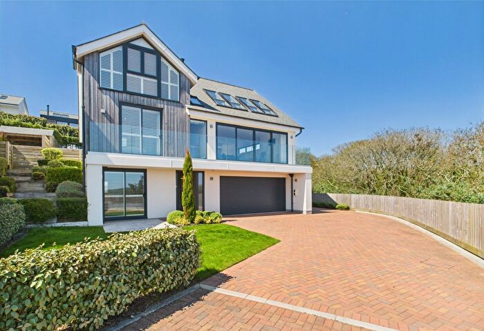 4 Bedroom Detached House For Sale In Spinnaker Drive, St Mawes, TR2