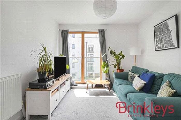 1 Bedroom Flat To Rent In Queen Marys House, Roehampton, SW15