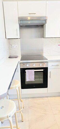 4 Bedroom Flat To Rent In Gloucester Place, London, NW1