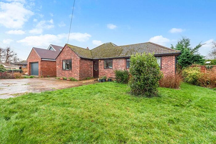 4 Bedroom Detached Bungalow For Sale In Waltham Chase - No Chain., SO32