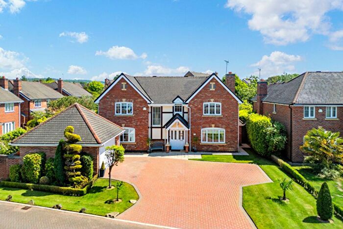 5 Bedroom Detached House For Sale In Redshank Drive, Tytherington, Macclesfield, SK10