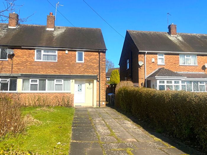 3 Bedroom Semi-Detached House To Rent In Tanhouse Avenue, Birmingham, B43