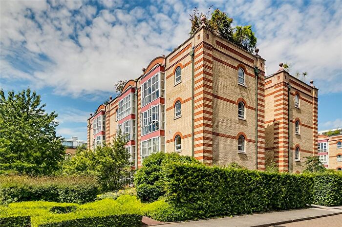2 Bedroom Flat To Rent In Oriel Drive, Barnes, SW13