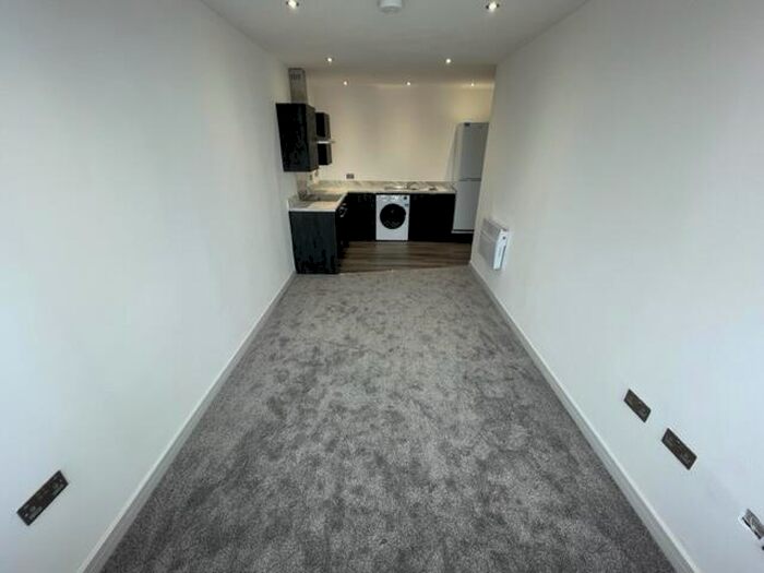 2 Bedroom Apartment To Rent In Prospect Hill, Redditch, B97