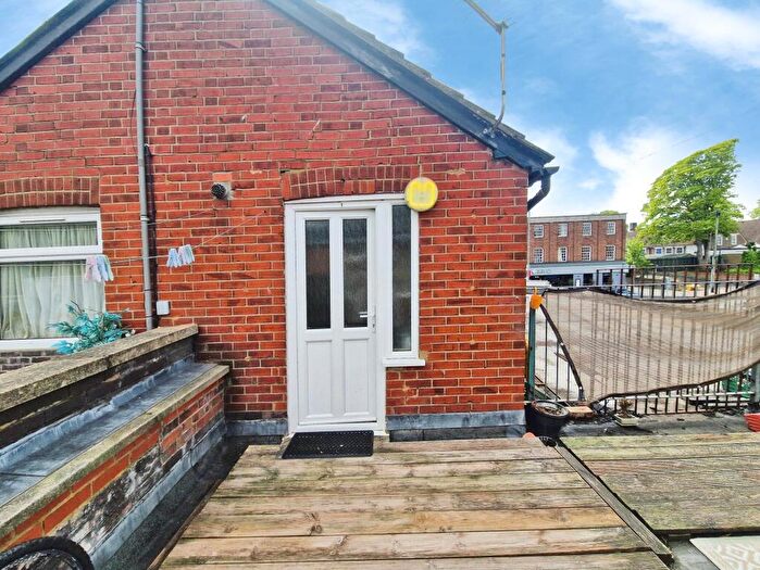 1 Bedroom Flat To Rent In Hitchin Road, Luton, LU2