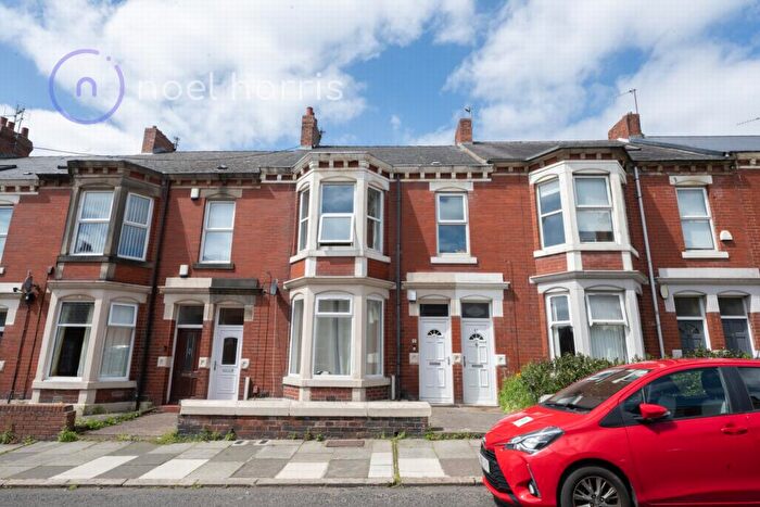3 Bedroom Flat For Sale In Addycombe Terrace, Heaton, NE6