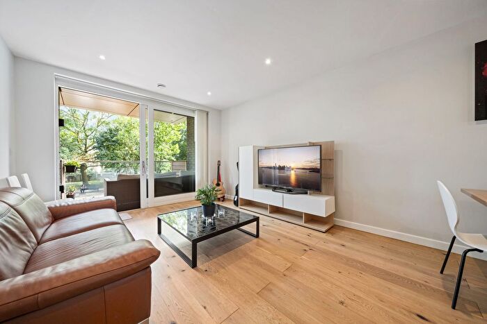 2 Bedroom Flat To Rent In Waterfront Apartments, Amberley Road, London, W9