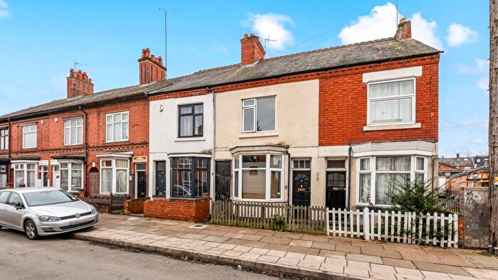 2 Bedroom Terraced House For Sale In Lothair Road, Leicester, Leicestershire, LE2