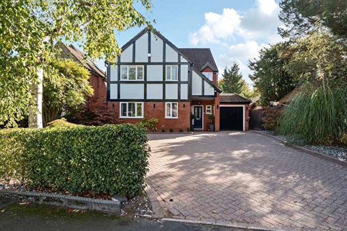 4 Bedroom Detached House For Sale In Linwood Road, Solihull, B91