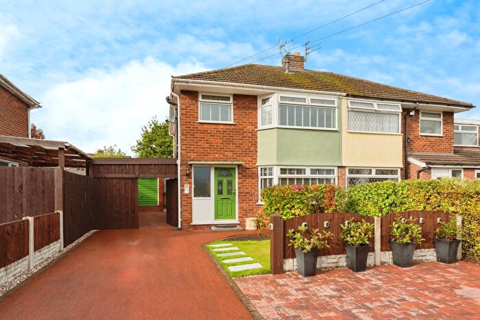 3 Bedroom Semi-Detached House For Sale In Stanney Lane, Ellesmere Port, CH65