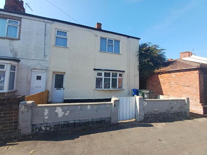 4 Bedroom Terraced House To Rent In Wintringham Rd, Grimsby, DN32