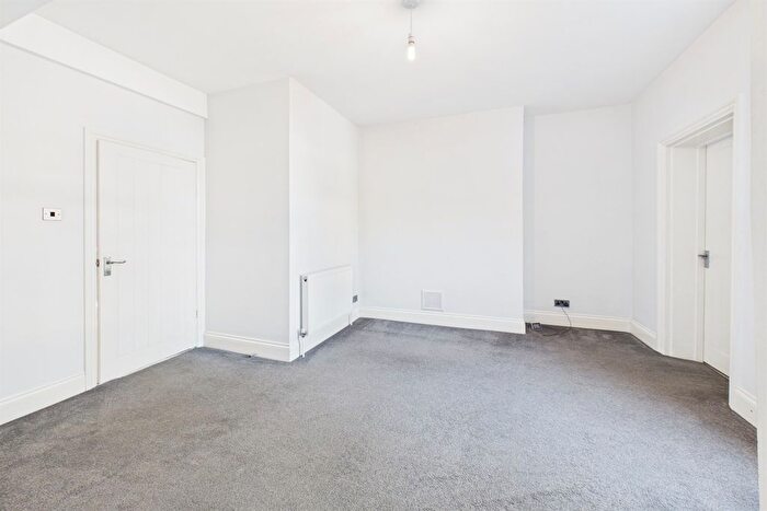 1 Bedroom Flat To Rent In Clyde Road, Croydon, CR0