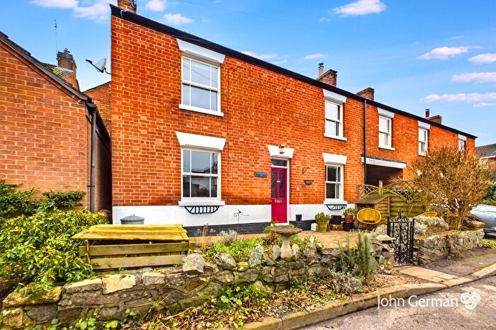 3 Bedroom Semi-Detached House For Sale In Brook Street, Wymeswold, LE12