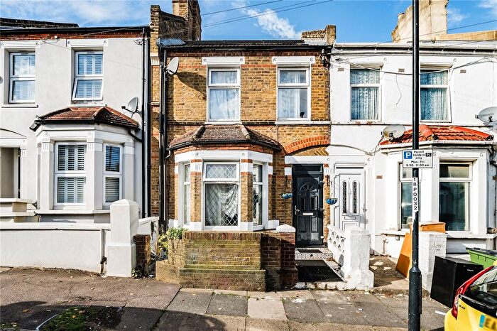 4 Bedroom Terraced House For Sale In Ancona Road, Plumstead, SE18