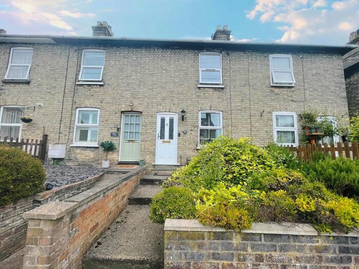 2 Bedroom Terraced House To Rent In Mill Road, Royston, SG8