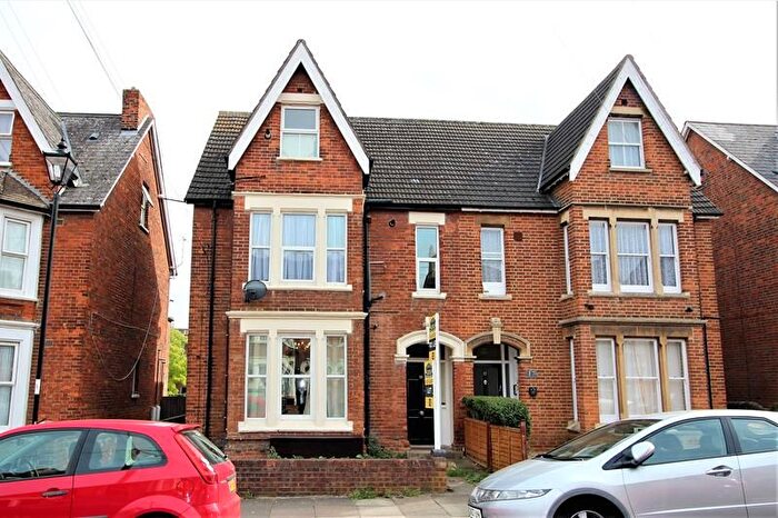 1 Bedroom Maisonette To Rent In St Michael's Road, Bedford, MK40