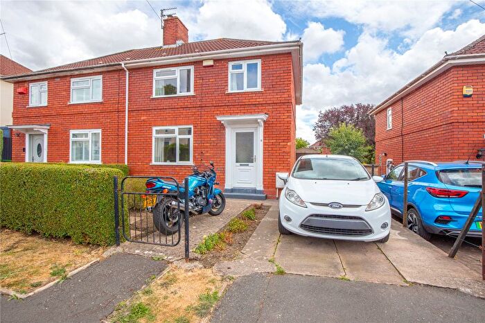 3 Bedroom Semi Detached House For Sale In Ludlow Road, Bristol, BS7