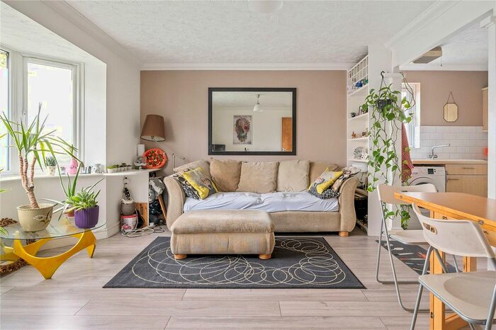 1 Bedroom Flat To Rent In Northiam Street, London, E9