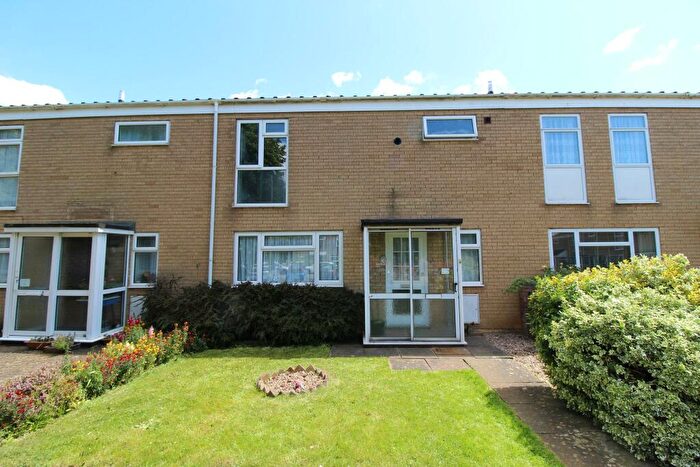 3 Bedroom Terraced House To Rent In Penrhyn Close, Banbury, OX16