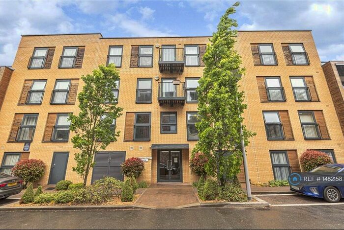 1 Bedroom Flat To Rent In Letchworth Road, Stanmore, HA7