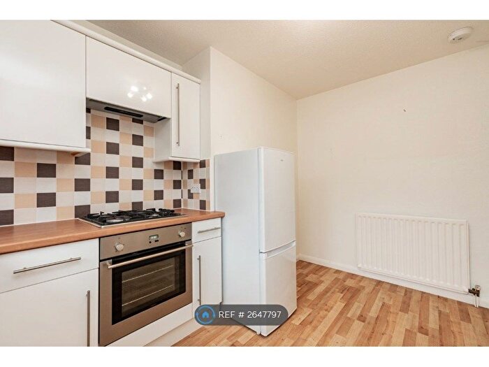 Studio To Rent In Linksfield Gardens, Aberdeen, AB24