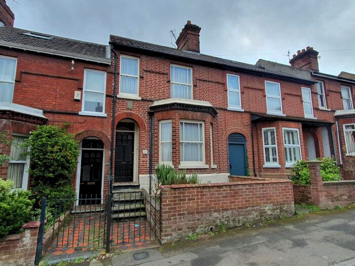 3 Bedroom Terraced House To Rent In Buxton Road, Norwich, Norfolk, NR3